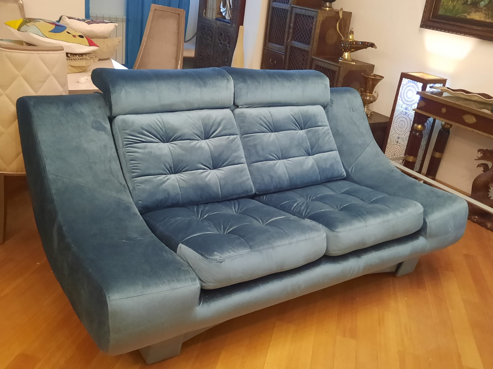 Обивка дивана на дому. Каховская