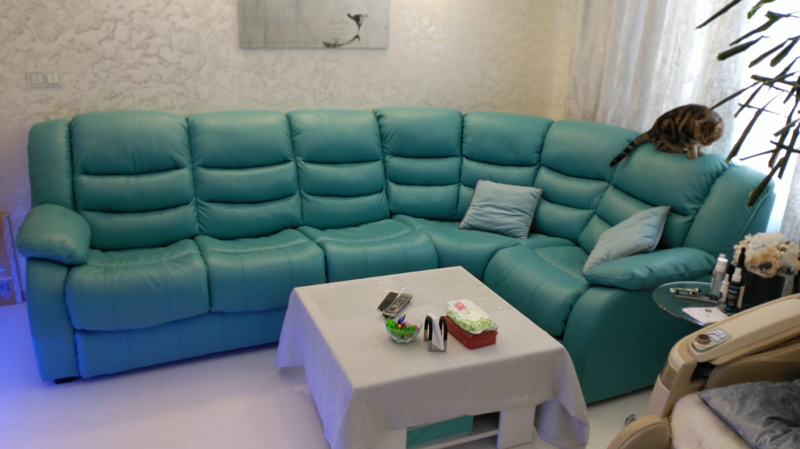 Перетяжка дивана на дому. Каховская